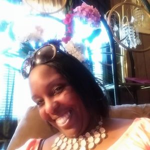 Meet your Posher, Katrina